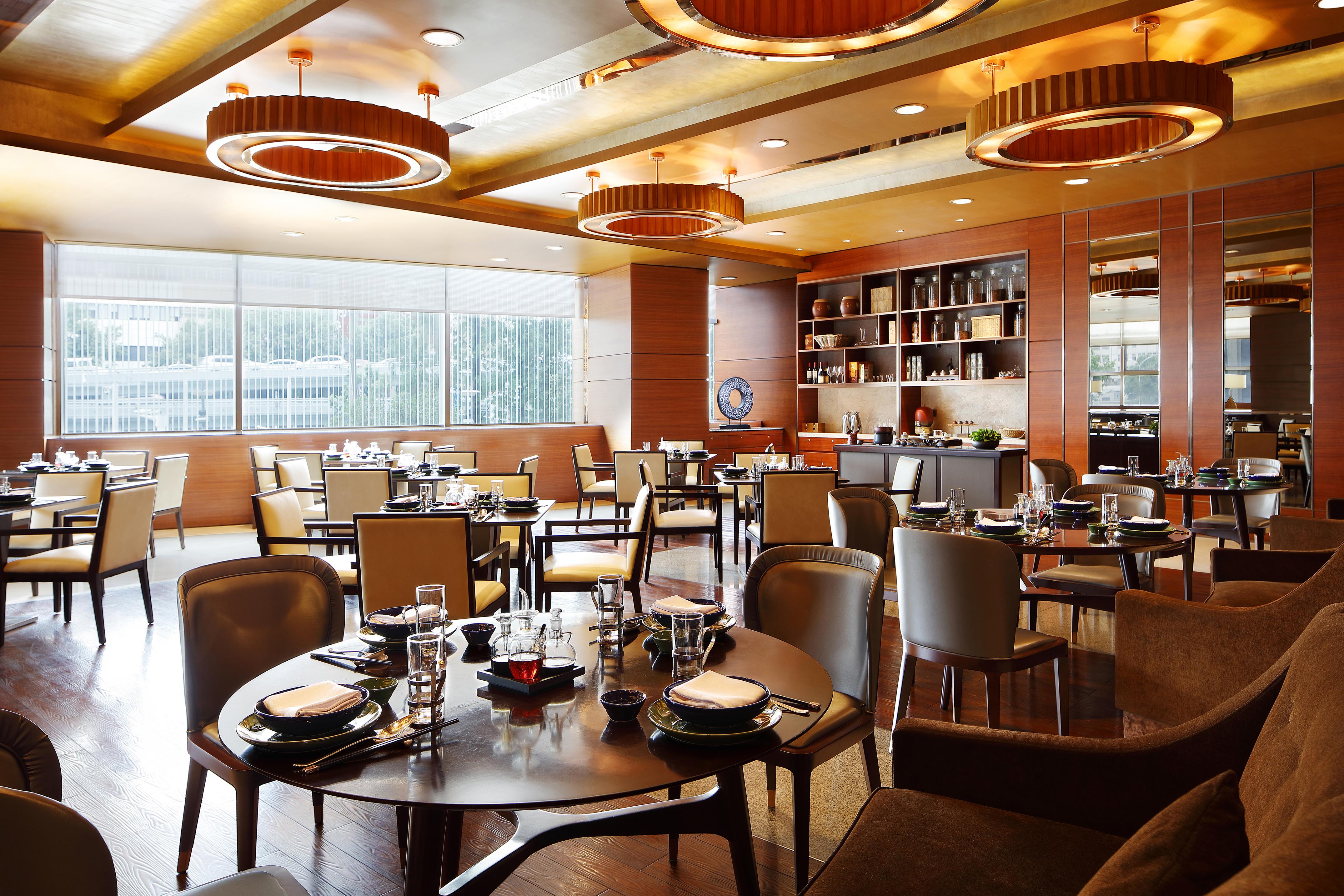 New World Wuhan Hotel Exterior foto