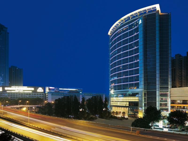 New World Wuhan Hotel Exterior foto